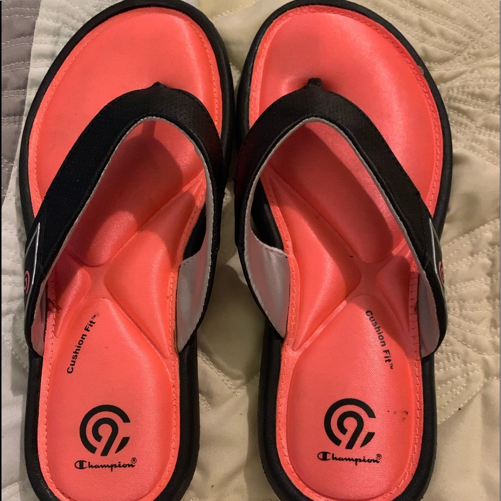 Champion cushion fit flip flops